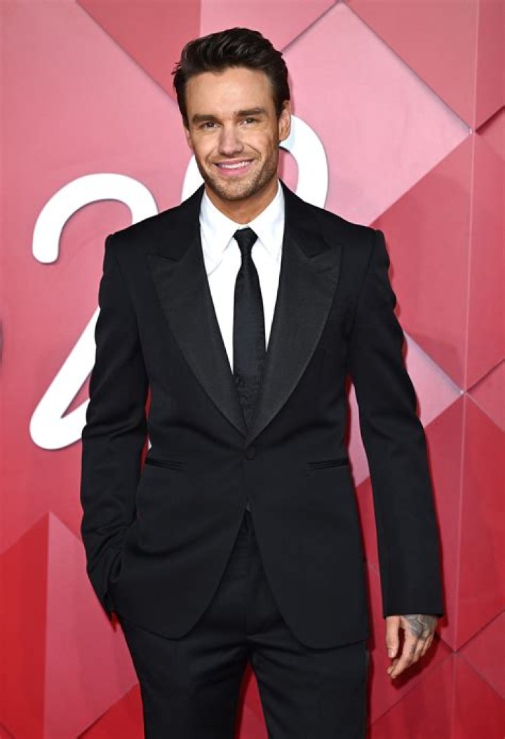 Liam Payne Body Measurements Height Weight Age Shoe Size Shape Stats