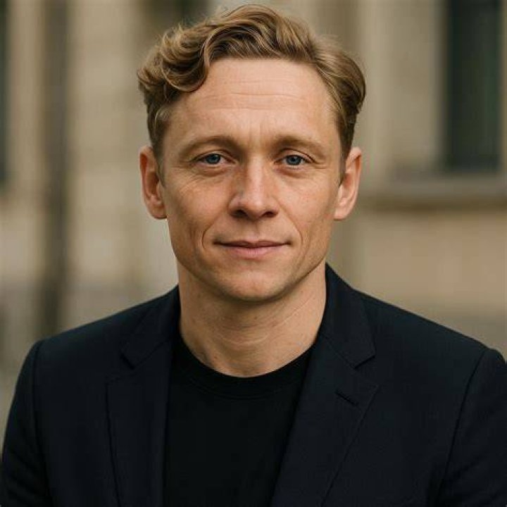 Matthias Schweighöfer Net Worth & Earnings (2024)