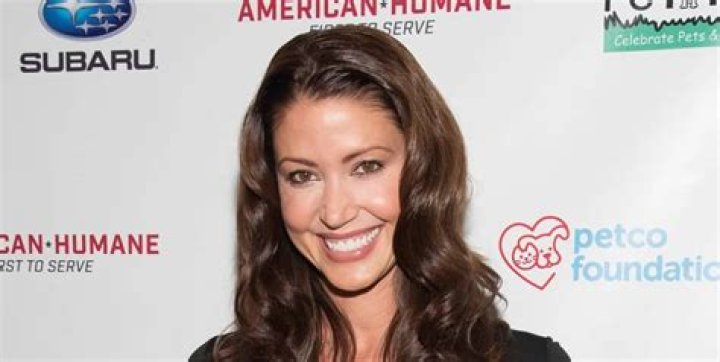 Shannon Elizabeth Bra Size, Age, Weight, Height, Measurements